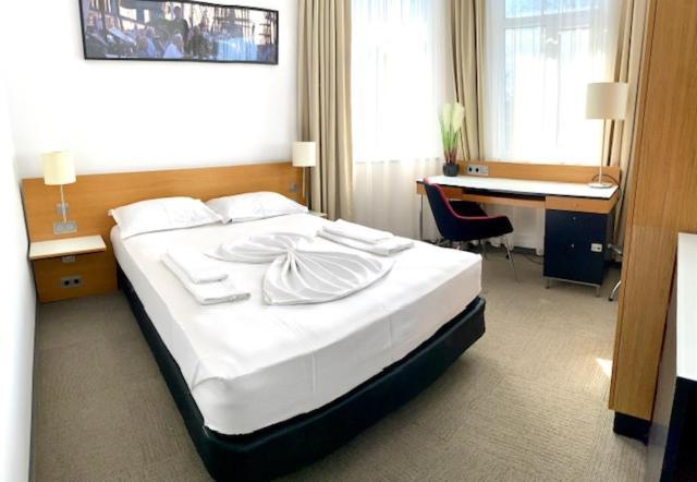 Corso Hotel เอโฟรีเอซูด ภายนอก รูปภาพ