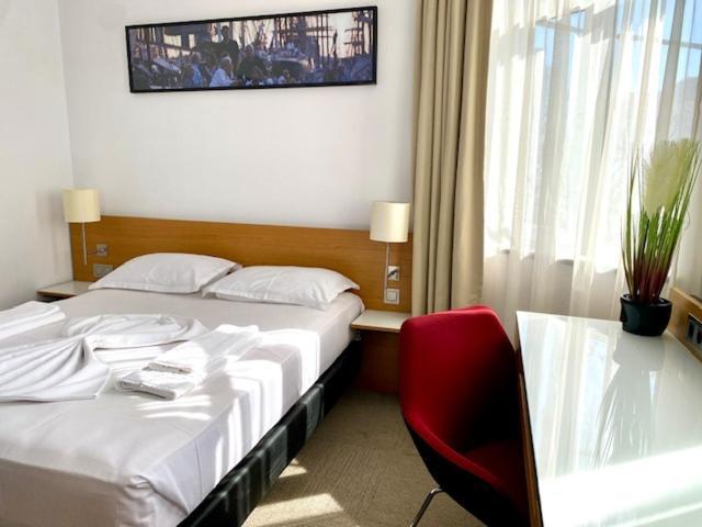 Corso Hotel เอโฟรีเอซูด ภายนอก รูปภาพ